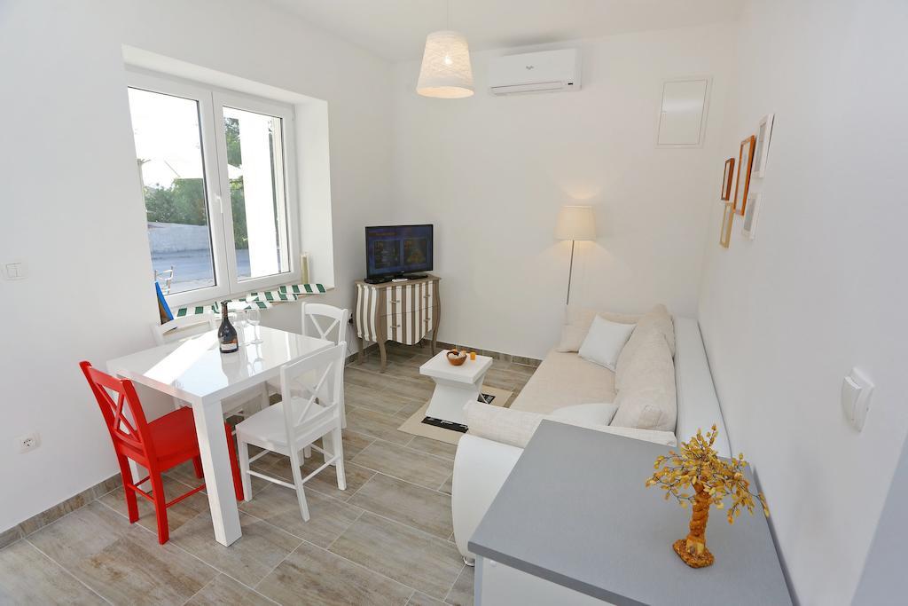 Pavle'S Apartment Zadar Quarto foto
